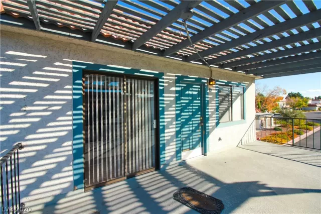 MLS: 2209439 Condo For Sale