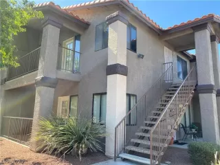 Photo #1: 2209442 Listing 