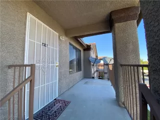 Photo #2: 2209442 Listing 