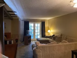 Photo #3: 2209505 Listing 