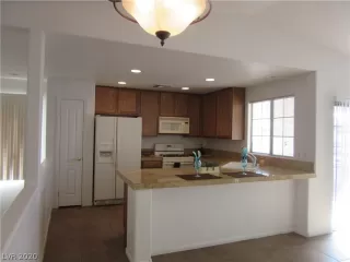 Photo #1: 2209516 Listing 