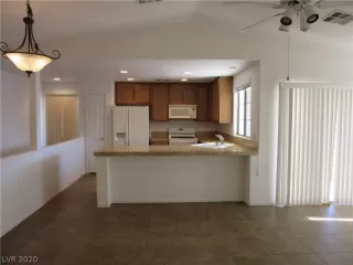 Photo #2: 2209516 Listing 