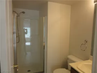 Photo #6: 2209516 Listing 