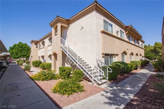 MLS: 2209526 Condo For Sale