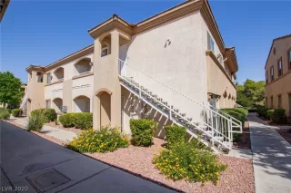 Photo #1: 2209526 Listing