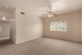 Photo #2: 2209526 Listing