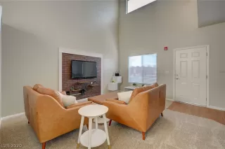 Photo #6: 2209532 Listing 