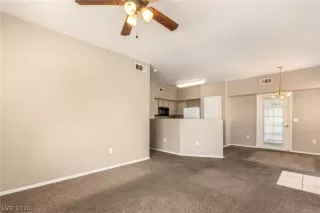 Photo #3: 2209541 Listing