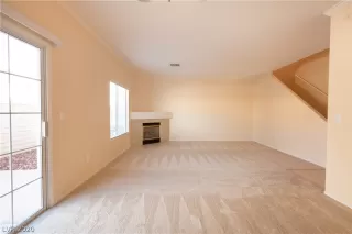 Photo #2: 2209564 Listing