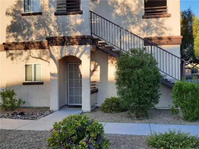 MLS: 2209775 Condo For Sale