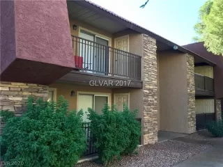 Photo #4: 2209791 Listing