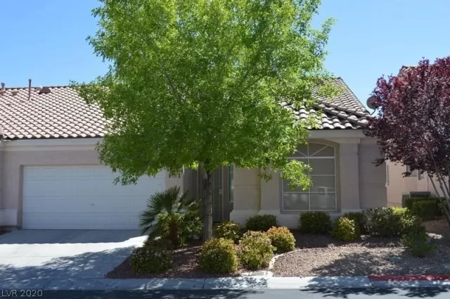 MLS: 2209835 Condo For Sale