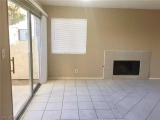 Photo #1: 2209873 Listing