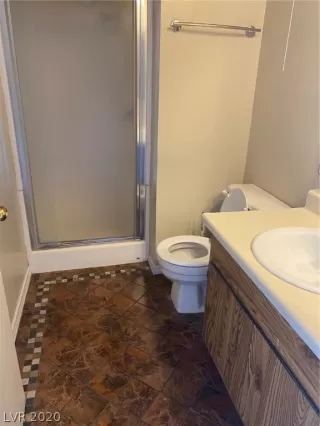 Photo #6: 2209931 Listing