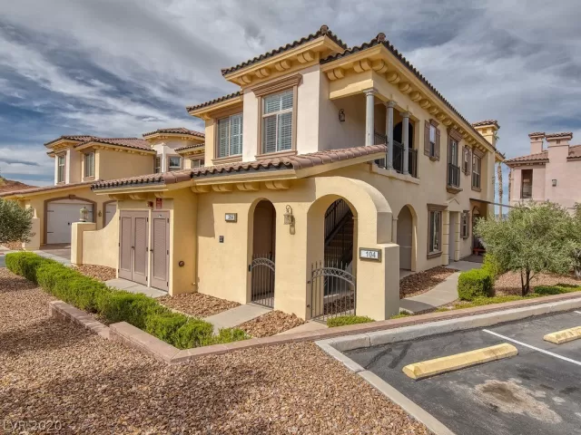 MLS: 2209977 Condo For Sale