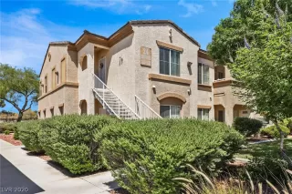 Photo #2: 2210046 Listing