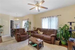 Photo #4: 2210046 Listing