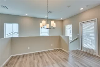 Photo #3: 2210056 Listing