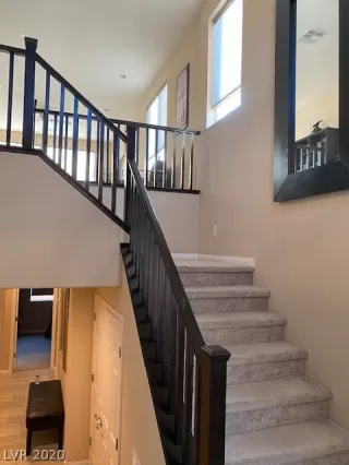 Photo #2: 2210163 Listing