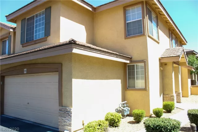 MLS: 2210183 Condo For Sale