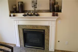 Photo #6: 2210183 Listing