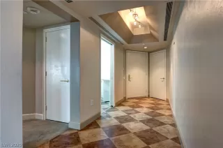 Photo #1: 2210221 Listing