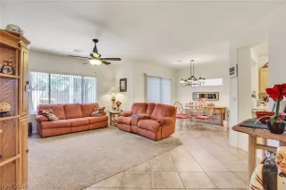 Photo #3: 2210228 Listing 