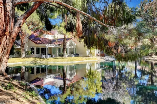 MLS: 2210327 Condo For Sale