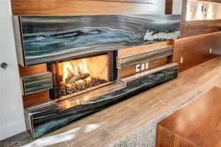 Photo #5: 2210327 Listing