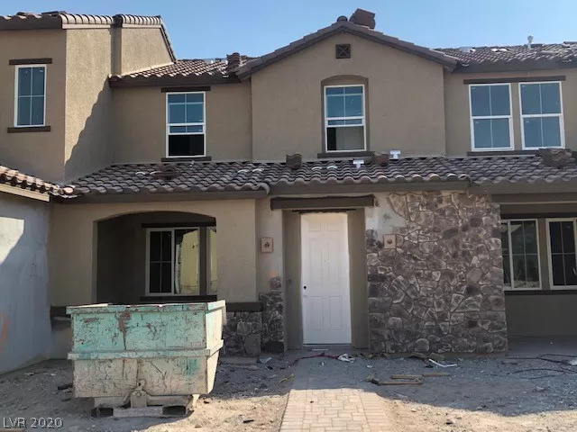 MLS: 2210331 Condo For Sale