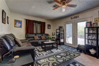 Photo #4: 2210344 Listing 