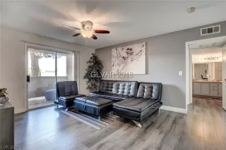 Photo #1: 2210364 Listing