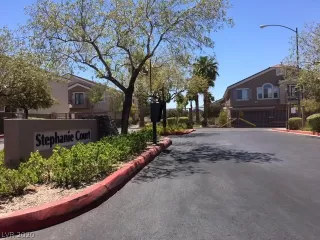 Photo #1: 2210376 Listing 