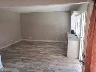 Photo #1: 2210395 Listing 