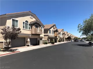 Photo #2: 2210423 Listing