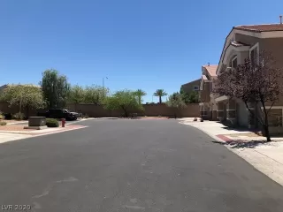 Photo #5: 2210423 Listing