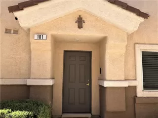 Photo #6: 2210423 Listing