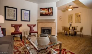 Photo #1: 2210526 Listing