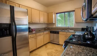 Photo #3: 2210526 Listing