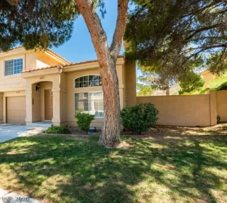 Photo #2: 2210537 Listing