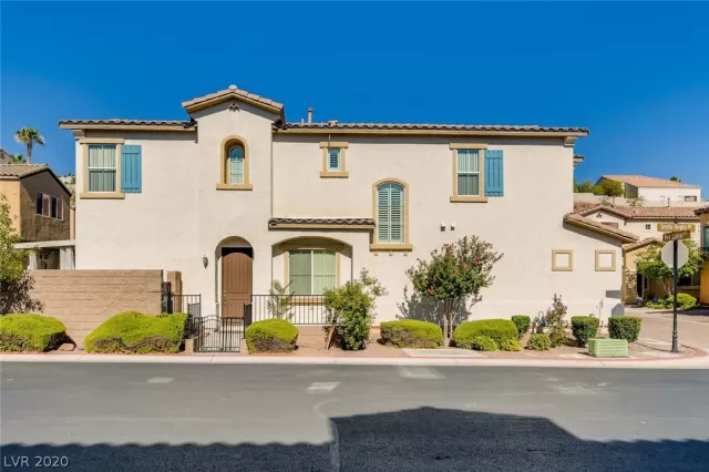 MLS: 2210577 Condo For Sale