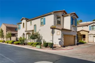 Photo #1: 2210577 Listing