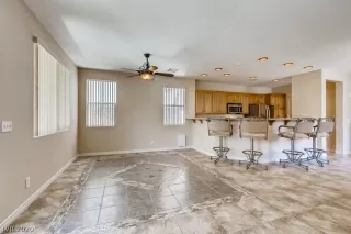 Photo #3: 2210577 Listing