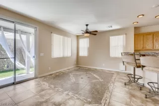 Photo #5: 2210577 Listing