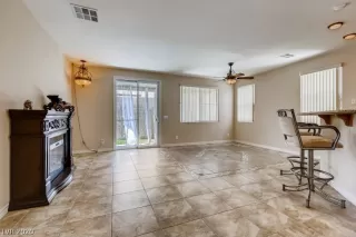 Photo #6: 2210577 Listing