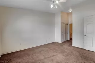 Photo #5: 2210627 Listing 