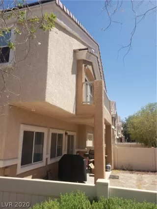 Photo #1: 2210629 Listing