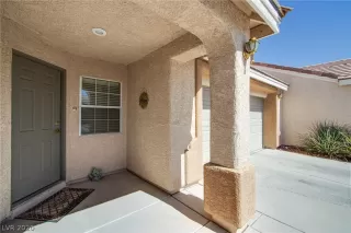 Photo #1: 2210630 Listing