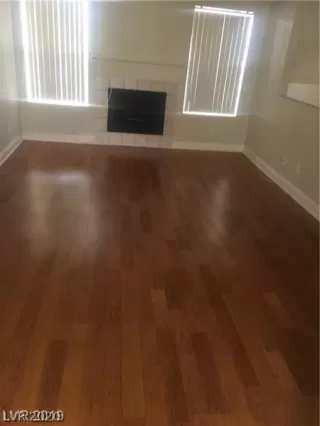 Photo #3: 2210635 Listing