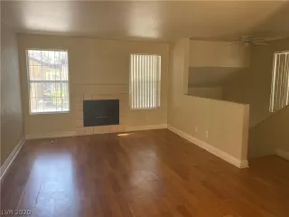 Photo #6: 2210635 Listing